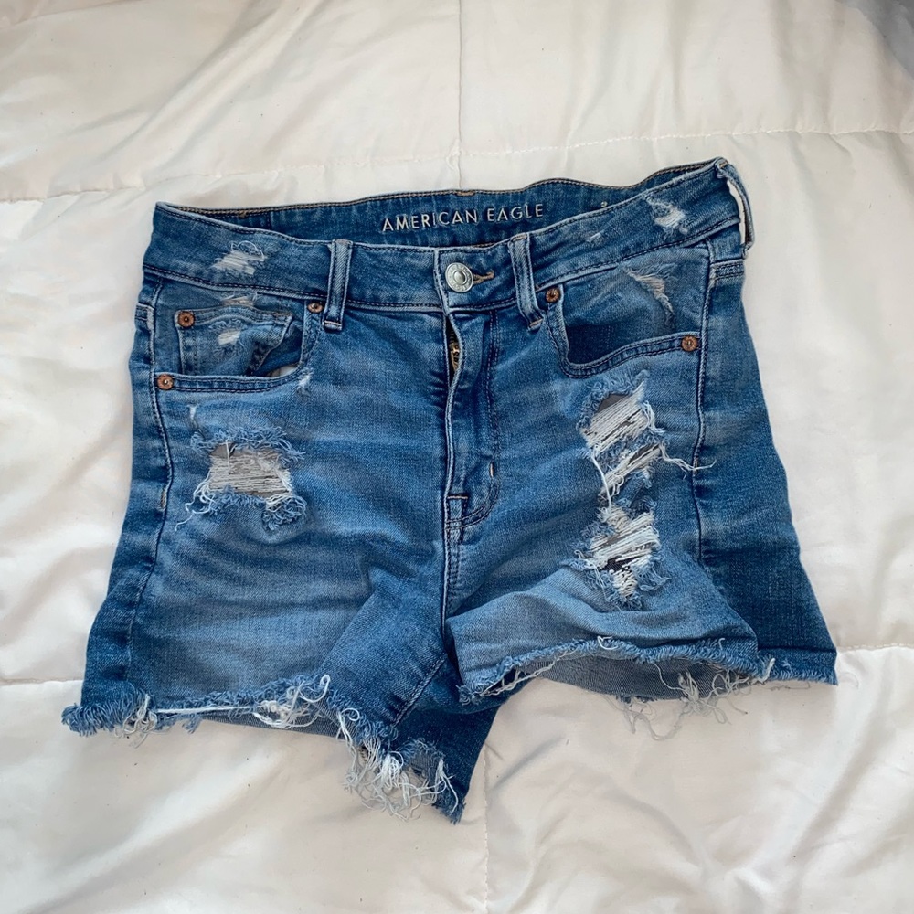 Mid Rise Jean Short